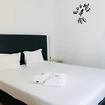 Rooms4all Guest house